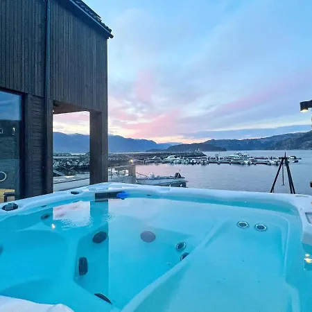 Holiday home Huglo *