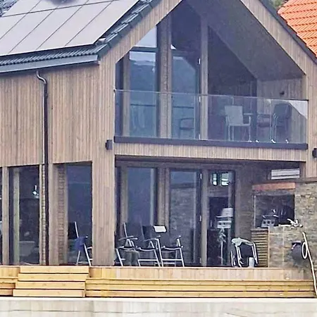 Holiday home Huglo